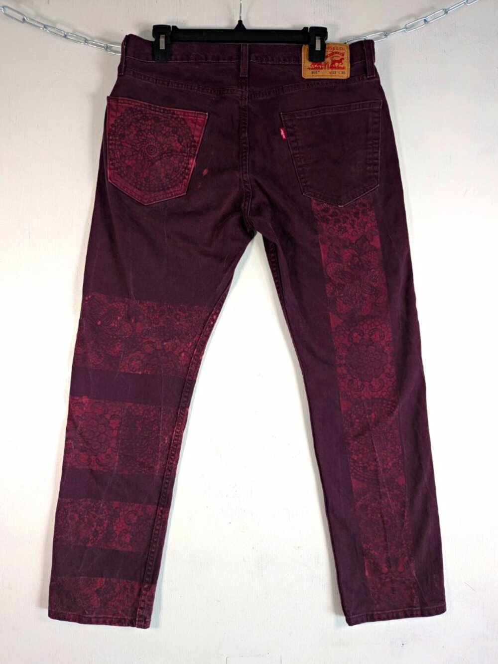 Custom Levi's 502 Taper Jeans Mens 33x30 Burgundy Paisley Bandana Patchwork 1/1